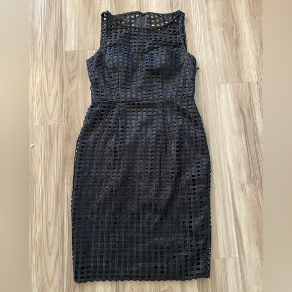 NWT Adrianna Papell Back Cut Out Grid Cage Black Dress Size 10 - Picture 1 of 4